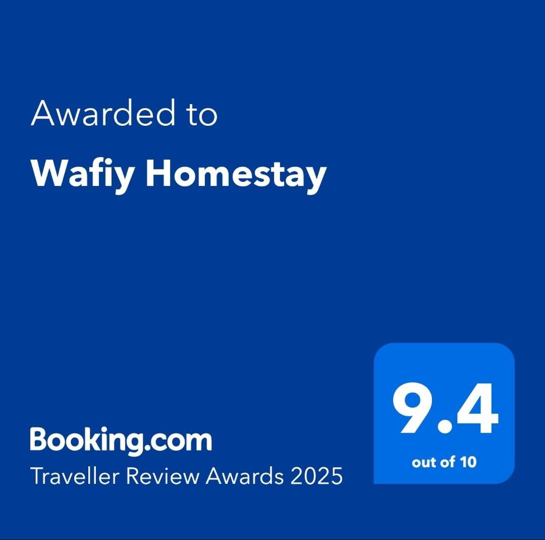 Wafiy Homestay Macang Exterior photo